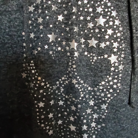 Gray Hoodie With Skull - Picture 6 of 14